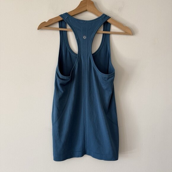 Lululemon Tank Top Swiftly Tech Racerback Women’s Size 6 Blue Sporty Gym Workout - Picture 4 of 9